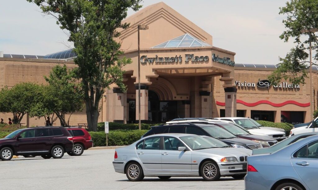 Starcourt mall from season 3 of Stranger Things is real